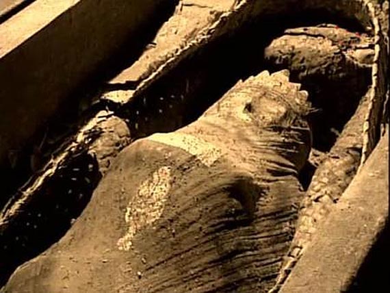 Free Speech. Свобода Слова. Сайт Сергея Мельникофф. Ешипетская мумия с короной на голове.